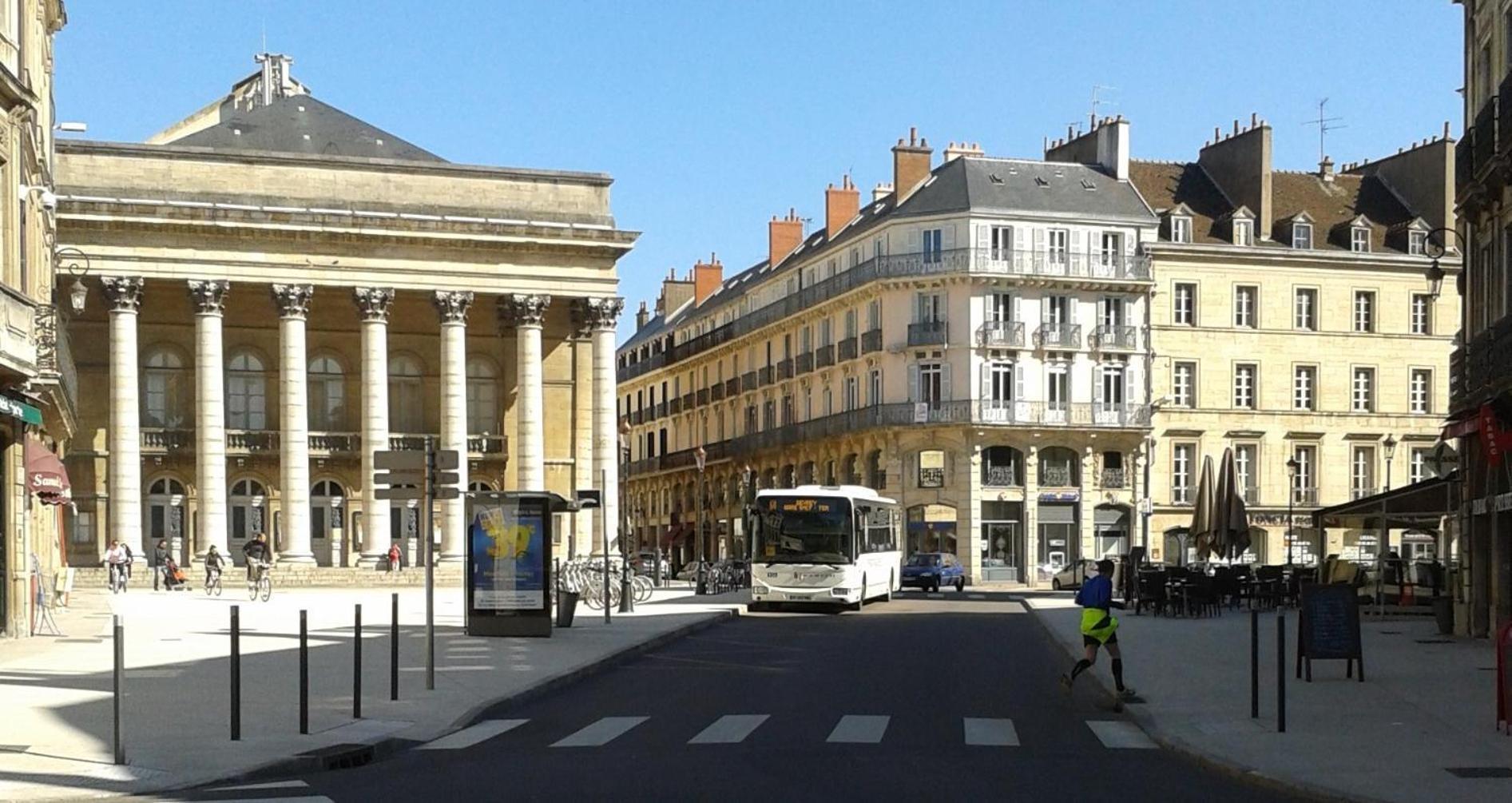 Theatre 9 - Dijon Hyper Centre Appartement T2 Face Musee, Monuments Et Restaurants Exterior photo
